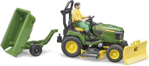Vista 2 de Bruder 09824 bworld John Deere Tractor de césped con remolque y jardinero