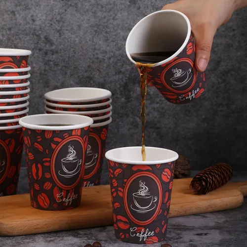 Vista 2 de Tazas de café de papel desechables con tapas, perfectas para té y bebidas calientes, paquete de 100 (8 onzas, diseño de grano de café)