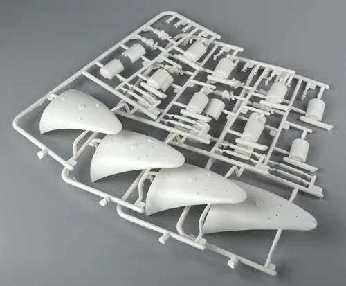 Vista 6 de 2001: A Space Odyssey Aries-1B Lunar Carrier Kit de modelo a escala 1/48