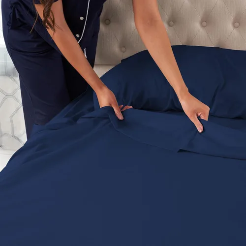 Vista 2 de Northwest Ashford Home Essentials Bedding - Juego de sábanas de 4 piezas, tamaño Full, Azul Estate