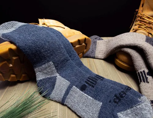 Vista 4 de Jeep Men's Performance Wool Hiking Crew Socks-2 Pair Pack-Heavyweight Cushioned Comfort