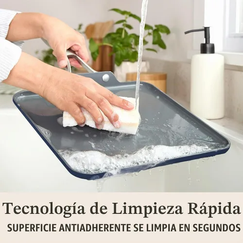 Vista 2 de Calphalon® Premier - Plancha cuadrada antiadherente de cerámica de 11 pulgadas, azul medianoche
