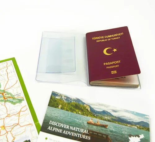 Vista 7 de Funda transparente esmerilada para pasaporte, organizador de tarjetas de identificación, protector de viaje, Claro, 5 piezas