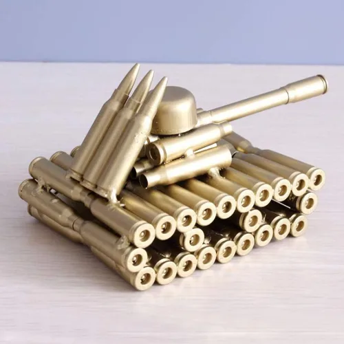 Vista 4 de Escultura de tanque del ejército con forma de casquillo de bala, gran modelo de arte decorativo, regalo para decoración del hogar, sala de estudio