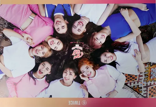 Vista 7 de jyp Entertainment doble 3rd álbum mini B Ver CD con imited 9 photocards y plegado Póster +