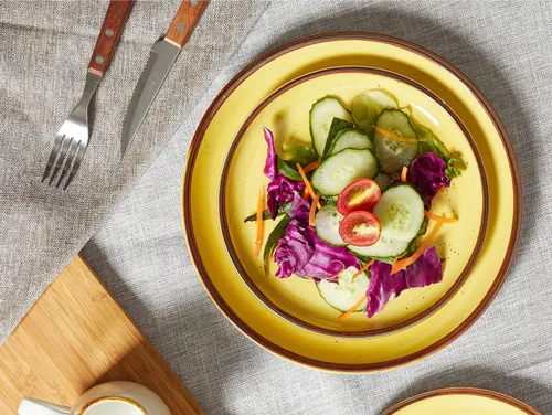 Vista 3 de Platos de cena de porcelana ONEMORE de 8.5 pulgadas, platos de postre y ensalada de cerámica con salpicaduras, juego de 4 platos para servir, aptos