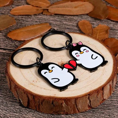 Vista 5 de Regalos de pingüino para parejas, regalos para el día de San Valentín para él, novio, novia, ella, amantes de los pingüinos a juego, lindo llavero