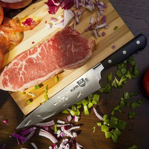 Vista 4 de KUMA Cuchillo profesional de acero de Damasco y cuchillo de chef Pro Bolster Edition con acero al carbono japonés endurecido – Cuchillo de chef de 8