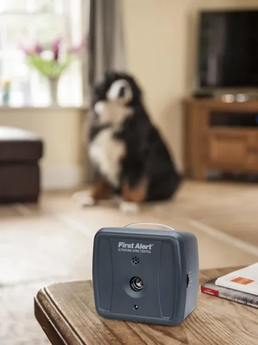 Vista 4 de First Alert Bark Genie Dispositivo automático de control de ladridos