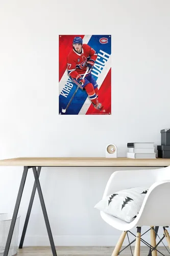 Vista 6 de Trends International NHL Montreal Canadiens - Póster de pared de Kirby Dach 23, 14.72 x 22.37 pulgadas, paquete de póster premium y alfiler