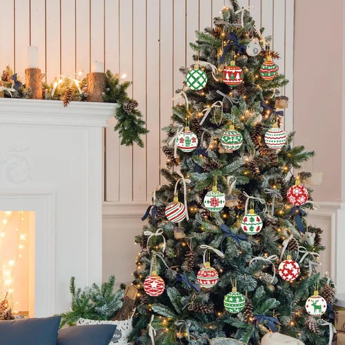 Vista 4 de Yuxung 15 piezas de llavero de diamante de Navidad 5D DIY Kit de arte de diamantes de Navidad decoración colgante adorno de doble cara arte
