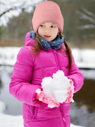 Vista 5 de Paquete de 100 gorros y guantes antideslizantes para niños, gorro de punto cálido, guantes de invierno a granel para niños y niñas