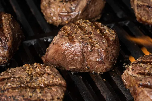 Vista 4 de McCormick Grill Mate MONTREAL Steak Marinade 0.71 oz (15 paquetes)