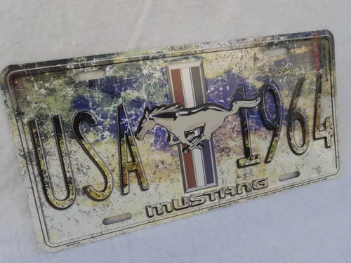 Vista 2 de Ford placa con emblema de caballo para defensa