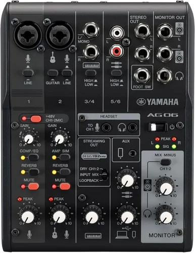 Vista 10 de Yamaha AG03MK2 Mezclador de bucle de transmisión en vivo negro de 6 canales/interfaz USB con Steinberg Software Suite