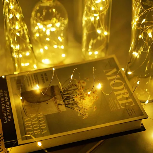 Vista 8 de Luces para botella de vino con llama de vela, paquete de 10 tiras de luces LED de corcho sin llama, funciona con pilas, alambre de cobre, mini luces
