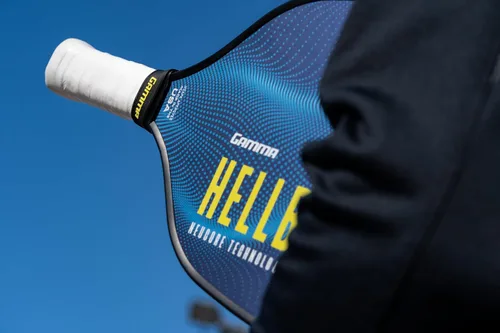 Vista 10 de Gamma Pickleball Supreme Overgrip, Easy to Apply Grip Tape for Pickleball Paddles, Badminton, Squash, Padel Racquets, Replacement Tacky Over Wrap