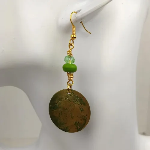 Vista 2 de Lime Green Round Earrings, Nickel Free, Hammered Brass, Boho Style, Rustic