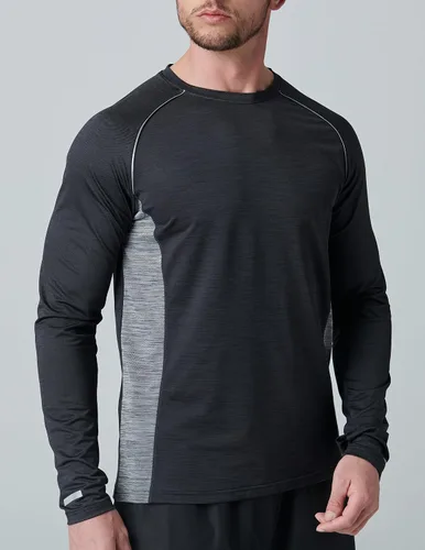 Vista 5 de Paquete de 3 camisetas de manga larga Dry Fit para hombre, camisetas ligeras de rendimiento atlético con agujeros para el pulgar para senderismo