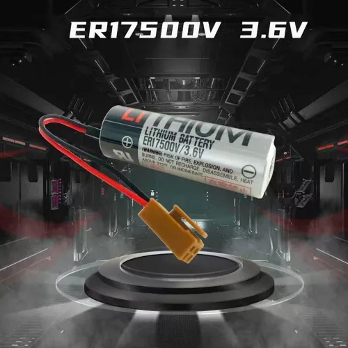 Vista 2 de (1 paquete) ER17500V/3.6V 2700mAh Baterías de litio no recargables Batería de reserva CNC con enchufe marrón