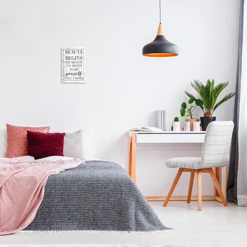 Vista 3 de Stupell Industries Lil' Rue - Placa artística para pared, 10 x 15 pulgadas, fácil de colgar y resistente, fabricada en Estados Unidos
