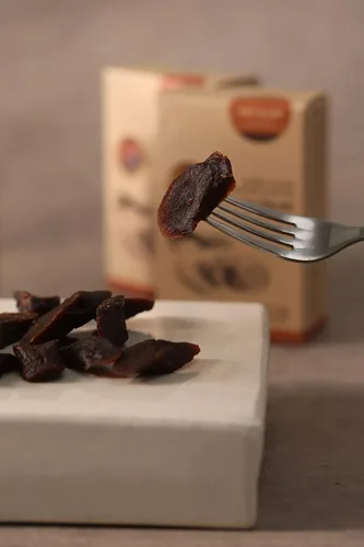 Vista 7 de GeumHong Coreano (Panax) miel de ginseng rojo rebanada 200g (7.054oz)-Snack coreano dulce y masticable