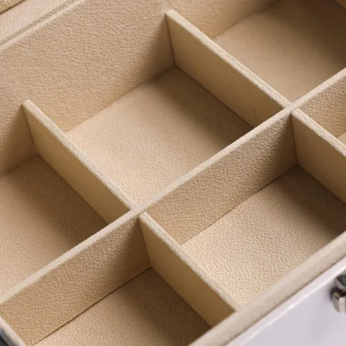 Vista 4 de Frebeauty Jewelry Box for Women Girls2 Layers Large Jewelry Organizer with Lock PU Leather Jewelry Storage CaseJewelry Display Boxes with Necklace