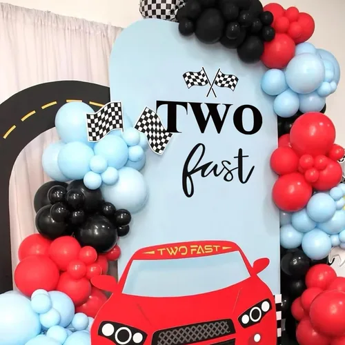 Vista 5 de Letrero con texto en inglés «Two Fast Birthday» para telón de fondo, calcomanías temáticas de auto de carreras, 2 decoraciones de cumpleaños