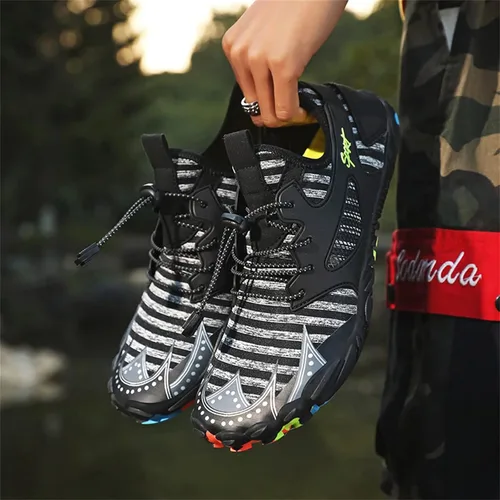 Vista 4 de APQAIKV Zapatos de correr para hombre, zapatos de agua de verano con cordones, zapatos de agua de secado rápido, zapatos de natación y hombres
