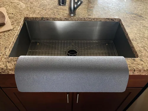 Vista 2 de Protector de bordes para fregadero de cocina de un solo fregadero (13.5" x 23") - Gris