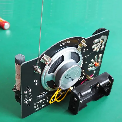 Vista 3 de Kit de radio AM FM Kit de proyecto de soldadura para aprender practicar enseñanza electrónica, gran proyecto STEM y regalo, nueva versión