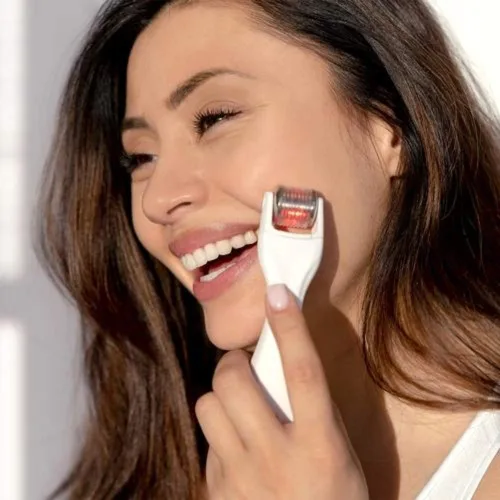 Vista 4 de Herramientas de regeneración BeautyBio GloPRO