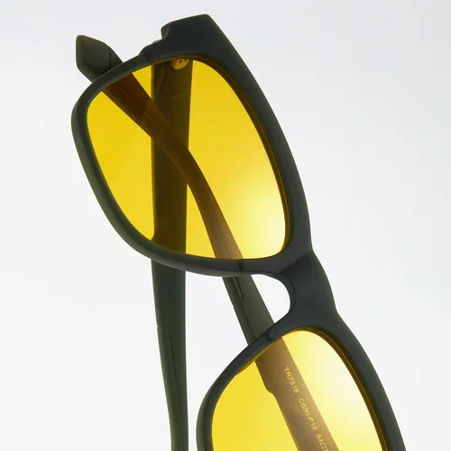 Vista 4 de Cyxus Gafas de sol rectangulares polarizadas para hombre, con protección UV, marco TR de moda, 2023, para hombre