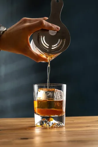 Vista 4 de Amehla "Foundation Crystal Rocks - Vasos de whisky de 10 onzas con base pesada montañas, vaso de whisky de montaña para bourbon - Elegante vaso