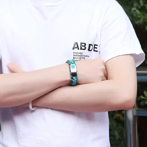 Vista 3 de Pulsera de alerta médica Paracord para hombres y mujeres Pulsera de identificación médica de acero inoxidable con hebillas de liberación lateral