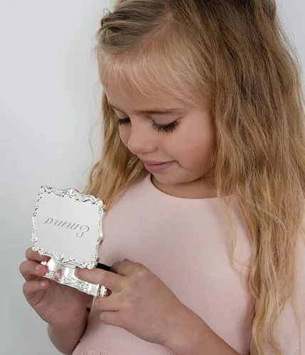 Vista 2 de Cherished Moments Joyero pequeño personalizado en forma rectangular con nombre grabado personalizado o iniciales, tono plateado