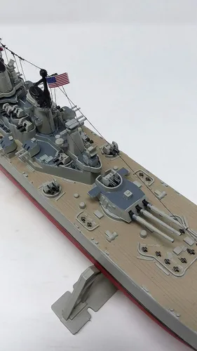 Vista 5 de Atlantis USS Iowa Big Battleship Kit de Modelo de Plástico 1/535 Juguete y Pasatiempo