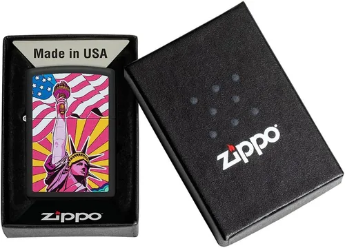Vista 55 de Zippo encendedores con la bandera de EE. UU.