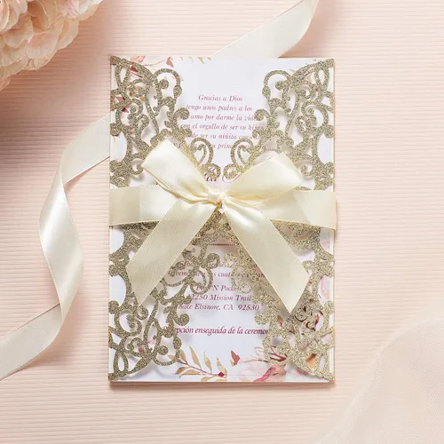 Vista 2 de AdasBridal 50 tarjetas de invitación de boda cortadas con láser con estampado floral, con sobre, hoja interior en blanco y cinta para boda Dorado
