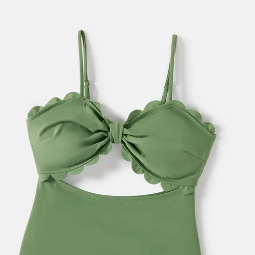Vista 2 de IFFEI Mommy and Me - Trajes de baño de una pieza para mujer, con corte festoneado, monokini