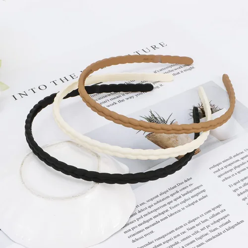 Vista 7 de TOBATOBA Juego de 9 diademas de moda para mujeres y niñas, diademas antideslizantes para cabello de mujer, diademas de perlas de flores