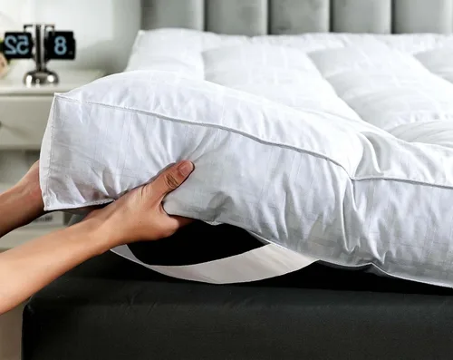 Vista 10 de WhatsBedding Cubrecolchón de plumas de 3 pulgadas, de espuma viscoelástica de plumas de pato, suave y esponjoso, para aliviar la presión
