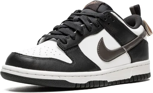 Vista 252 de Nike Kid's Dunk Low Sneaker