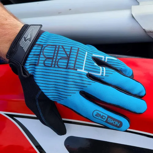 Vista 4 de Jettribe Guantes de moto acuática PWC serie GP-30 dedos completos delgados y transpirables hombres, mujeres y jóvenes Accesorios de recreación