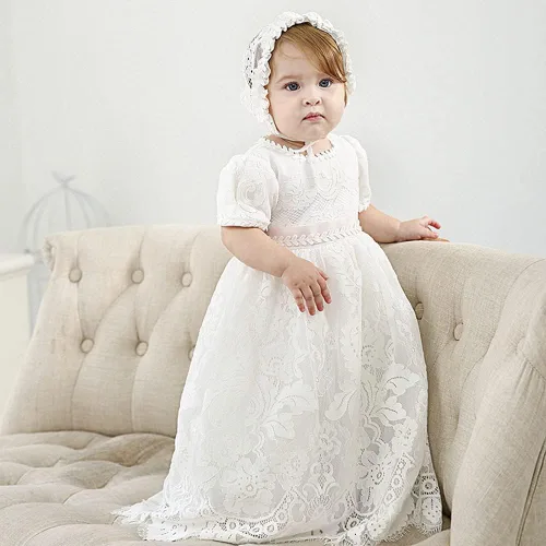 Vista 3 de Meiqiduo Vestido de encaje para niñas y bebés con gorro