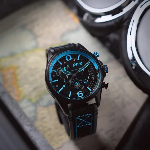 Vista 2 de AVI-8 Reloj Hawker Harrier Dual Retrograde Cronógrafo Correa de Cuero Genuino