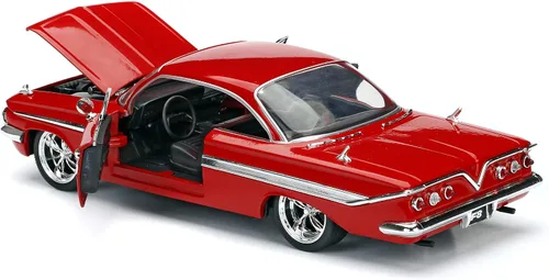 Vista 2 de Jada Toys Fast & Furious 8 - Vehículo de Dom, Chevy Impala, 1:24, moldeado a presión.
