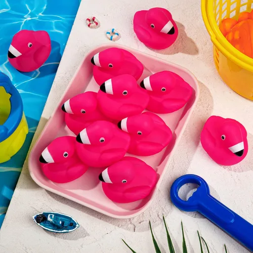 Vista 3 de Patos de goma flamencos para niños, 12 juguetes de baño de pato flamenco rosa, lindos patos de goma flotantes chirriantes para baby shower