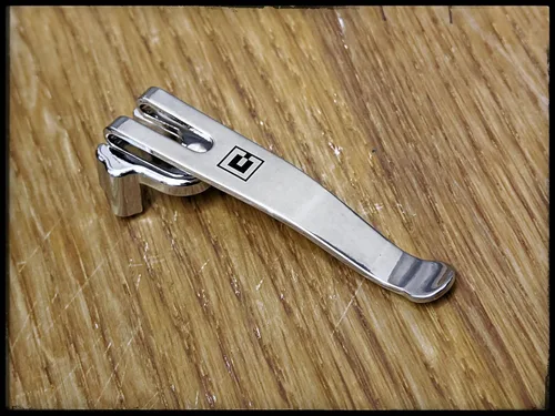 Vista 7 de SwissQlip Clip de bolsillo de transporte profundo compatible con modelos de cuchillo Victorinox Swiss Army de 91 mm (cromo)