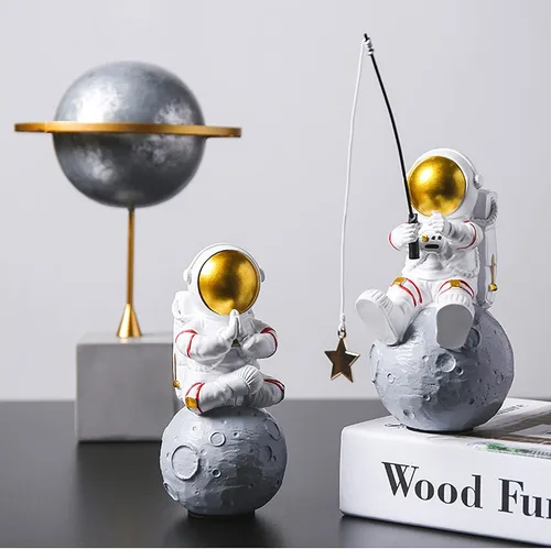 Vista 2 de Estatua de astronauta, figura de estrella de pesca de astronauta, escultura para decoración de escritorio y mesa, adorno de escritorio de resina